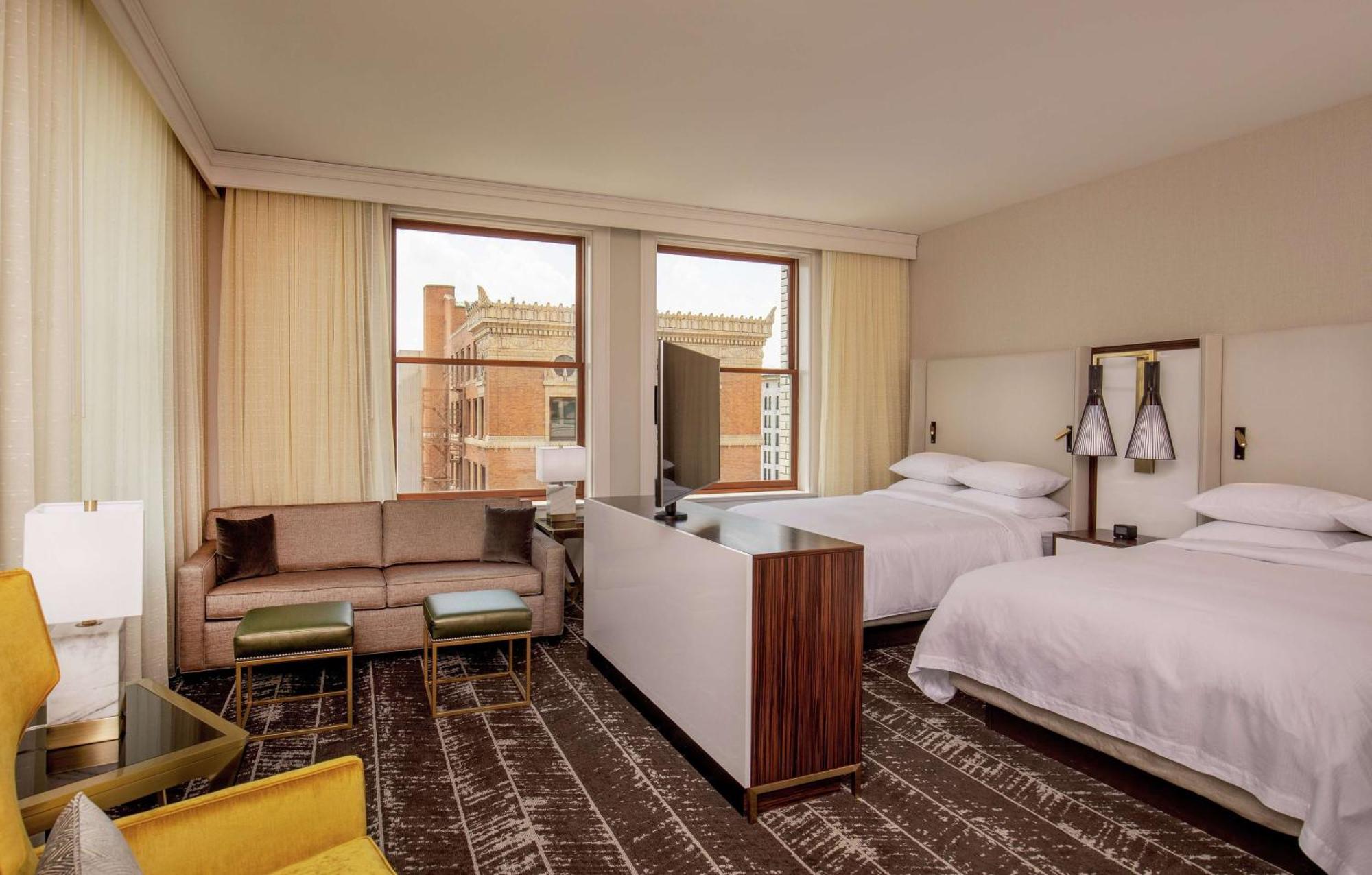 Doubletree By Hilton Youngstown Downtown Extérieur photo